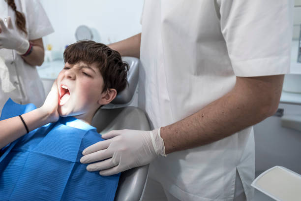 Best Emergency Tooth Extraction  in Murraysville, NC